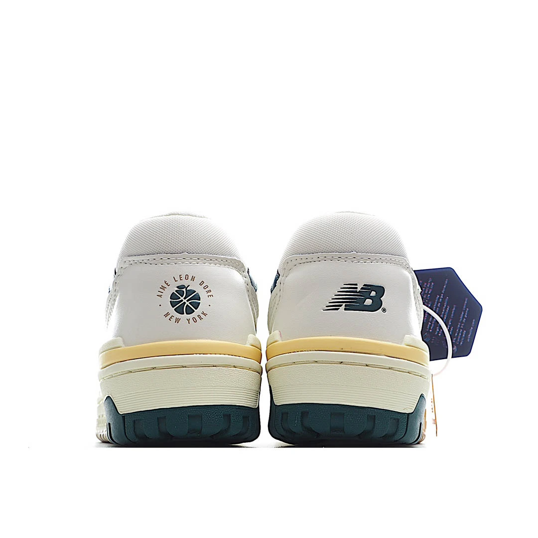 New Balance Low Top Casual Basketball Shoes