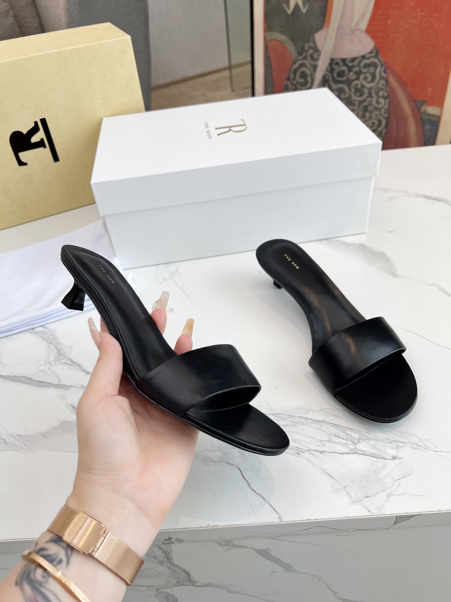 The row Slippers