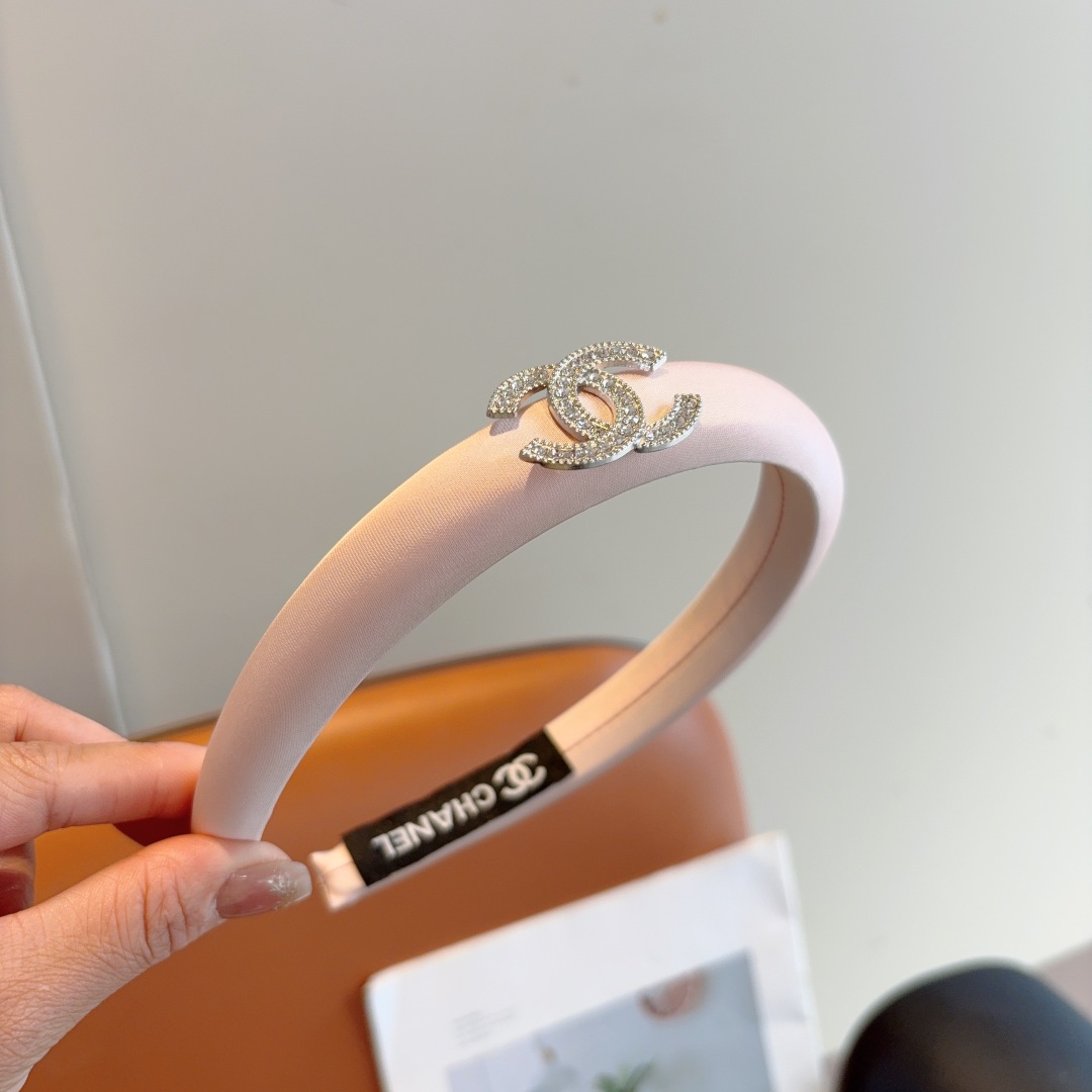 Chanel hair band