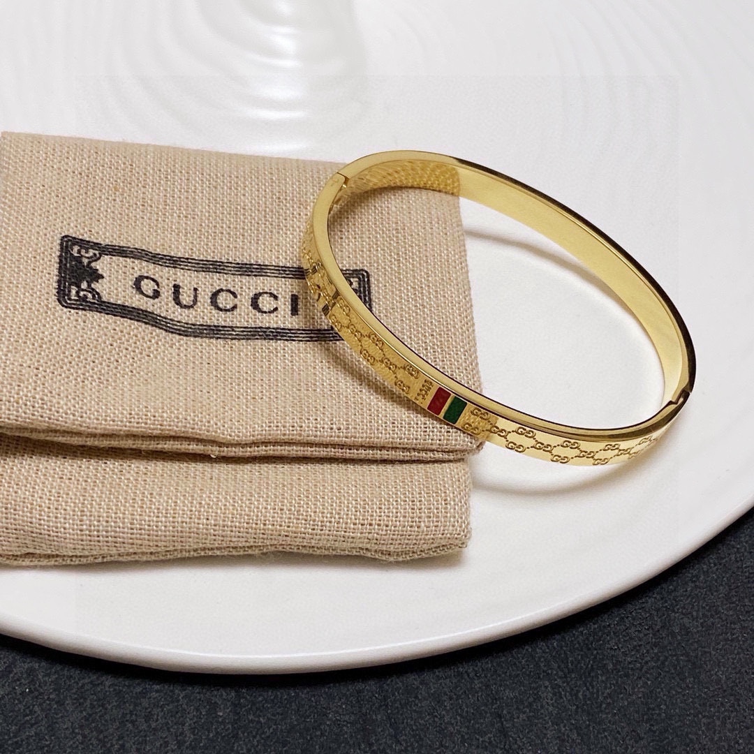 Gucci bracelet