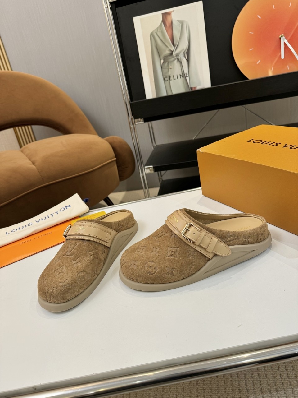 Louis Vuitton Slippers