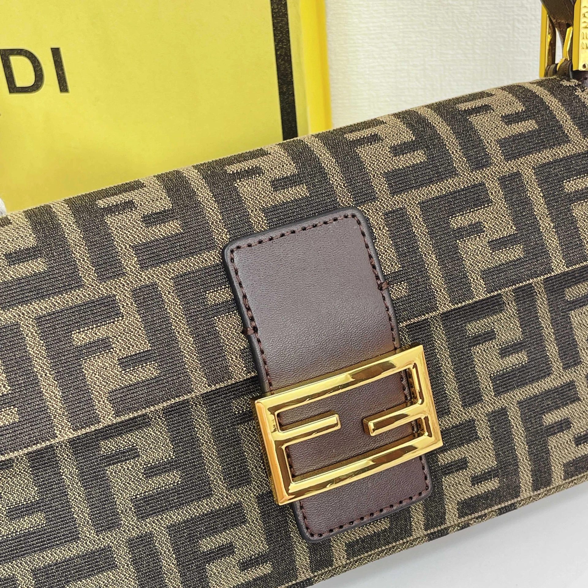 Fendi Baguette