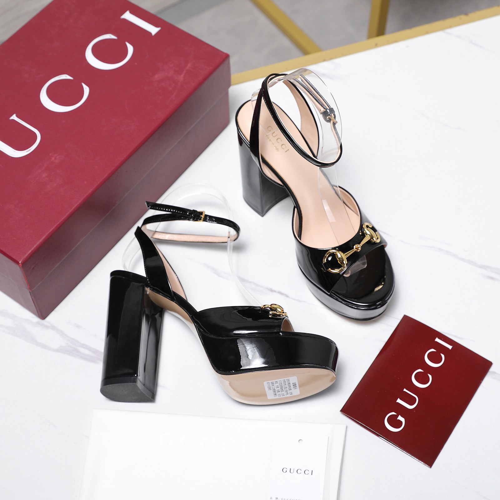 Gucci Round-toe platform high-heeled sandals