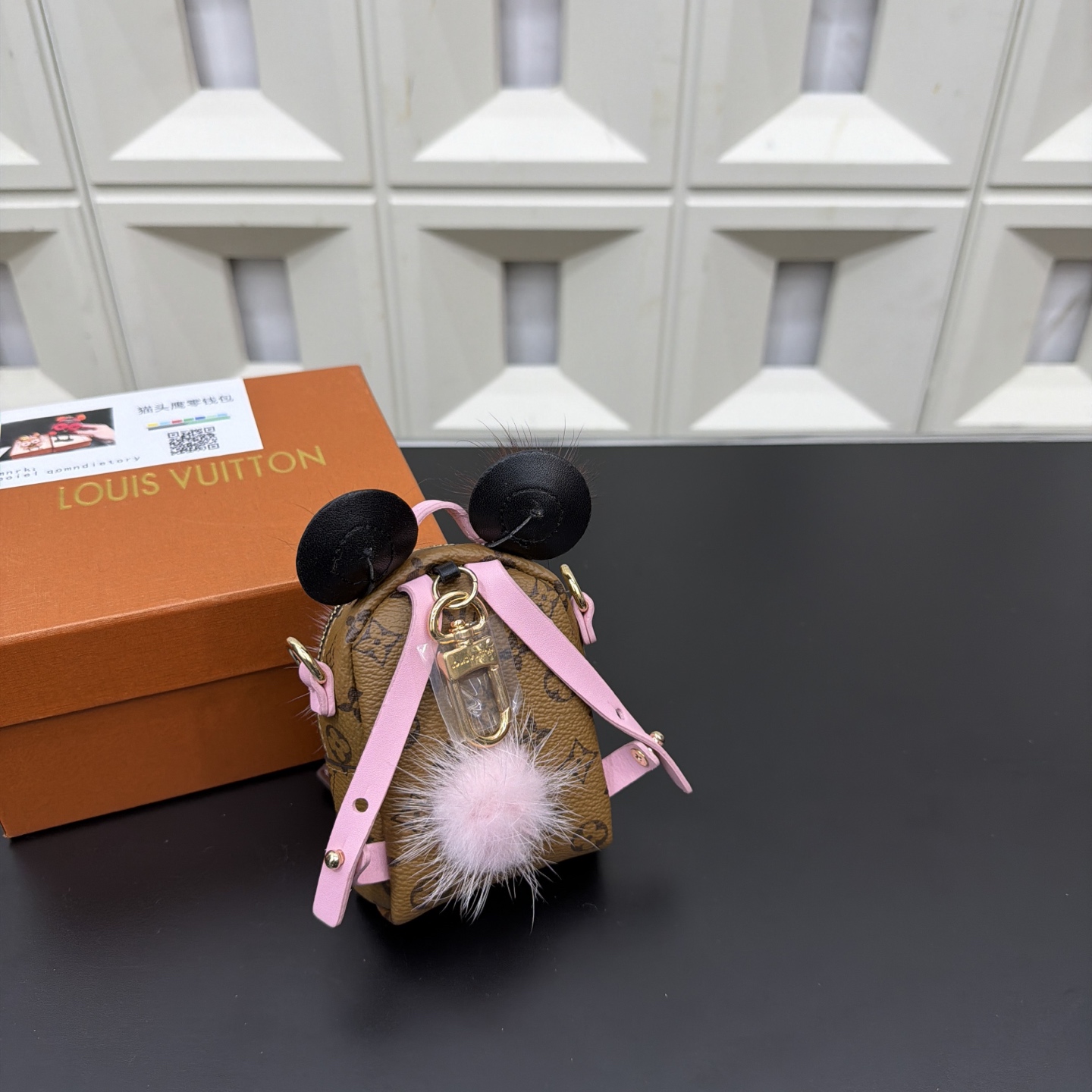 LV Owl Zero Wallet Key Bag Earphone Bag