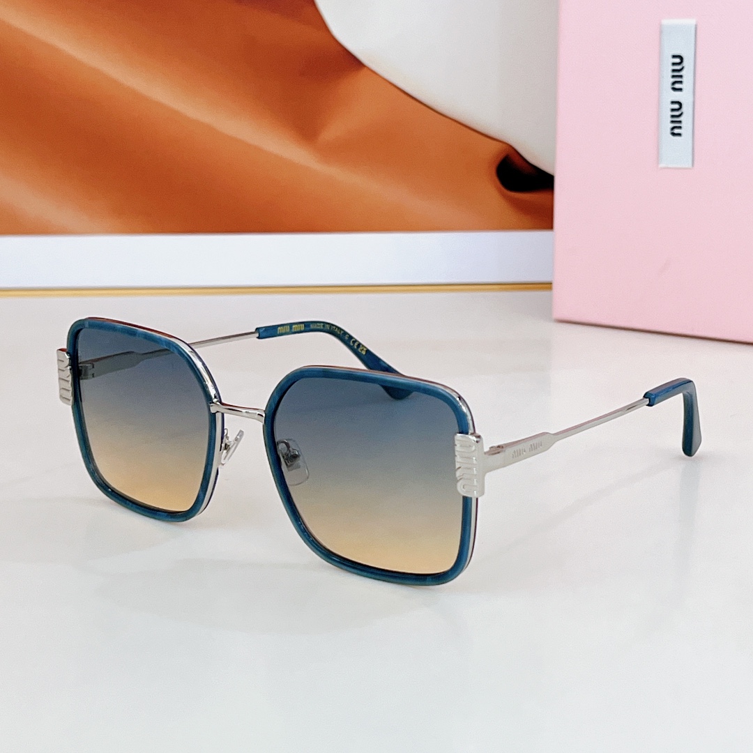 Miumiu Sunglass