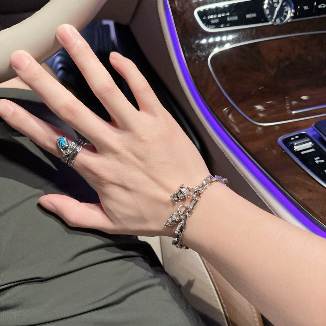 DIOR Bracelet 120