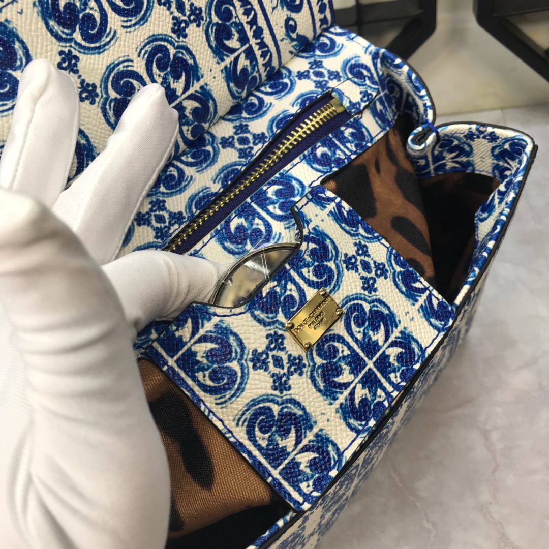 Dolce & Gabbana Blue And White Porcelain Handle Bag