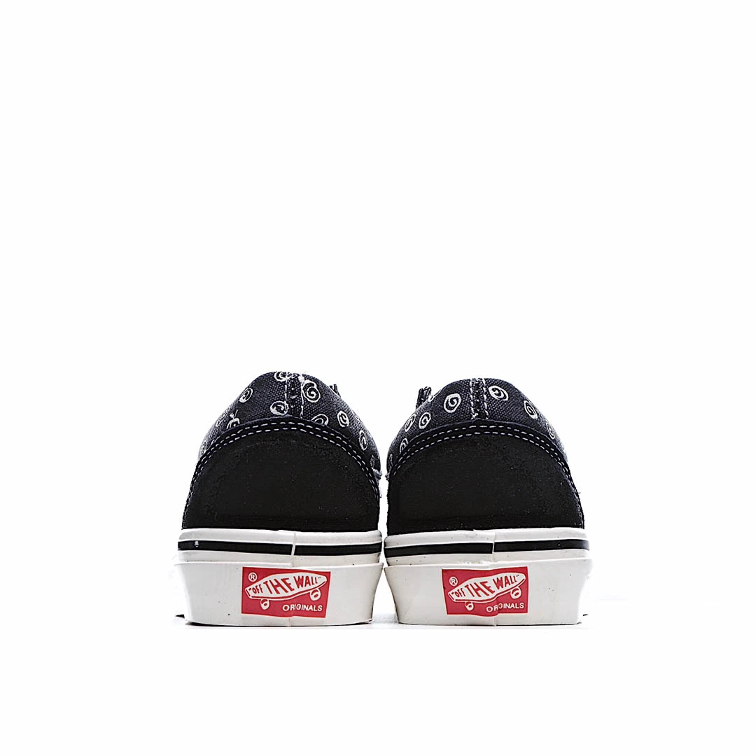 Vans Authentic Low-Top Sneakers
