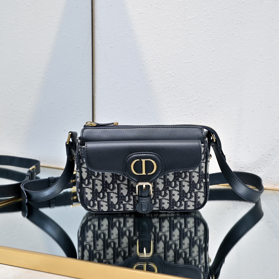 Dior Montaigne Bobby Bag