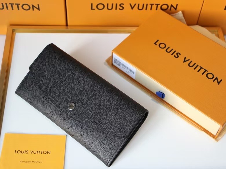 LV Iris