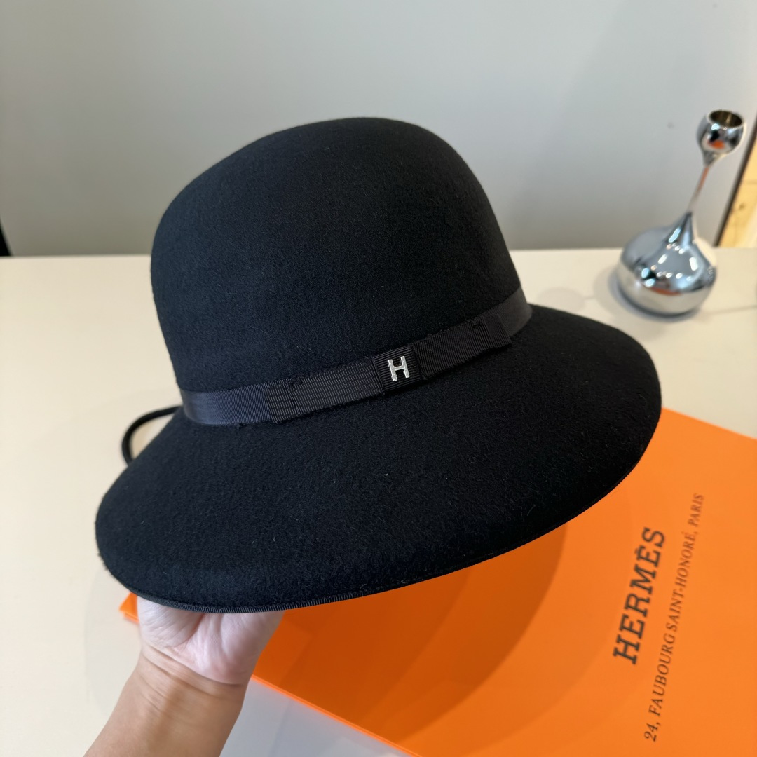 Hermes Bucket Hat