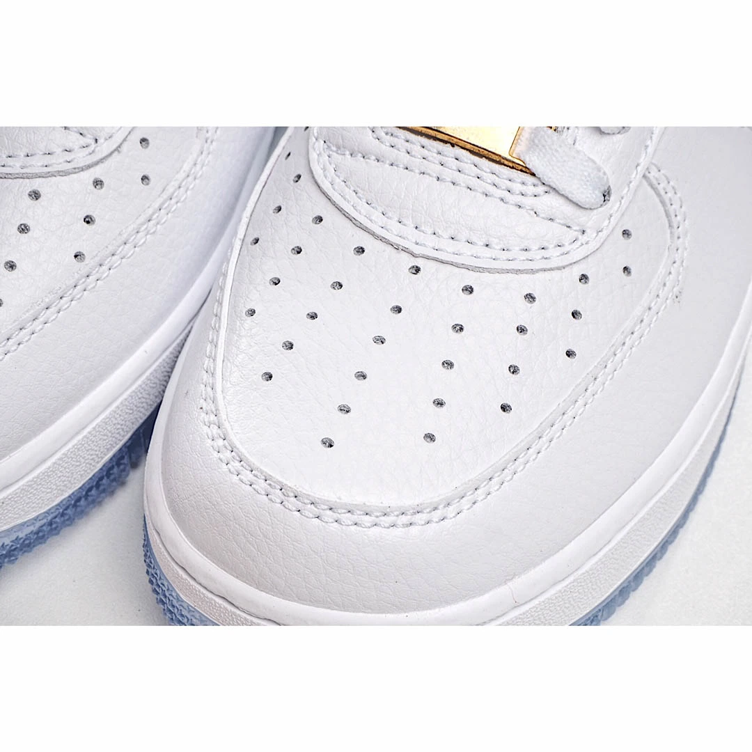 Nike Kith x Nike Air Force 1 Low "NYC" Low Top Sneakers