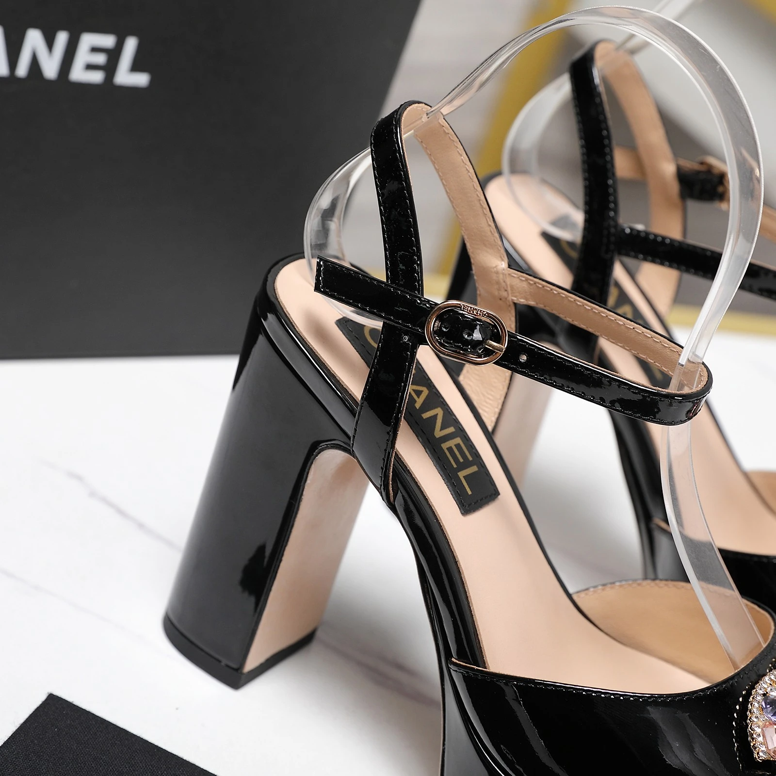 CHANEL Classic Diamond Heel+Double C Diamond Button Sandals