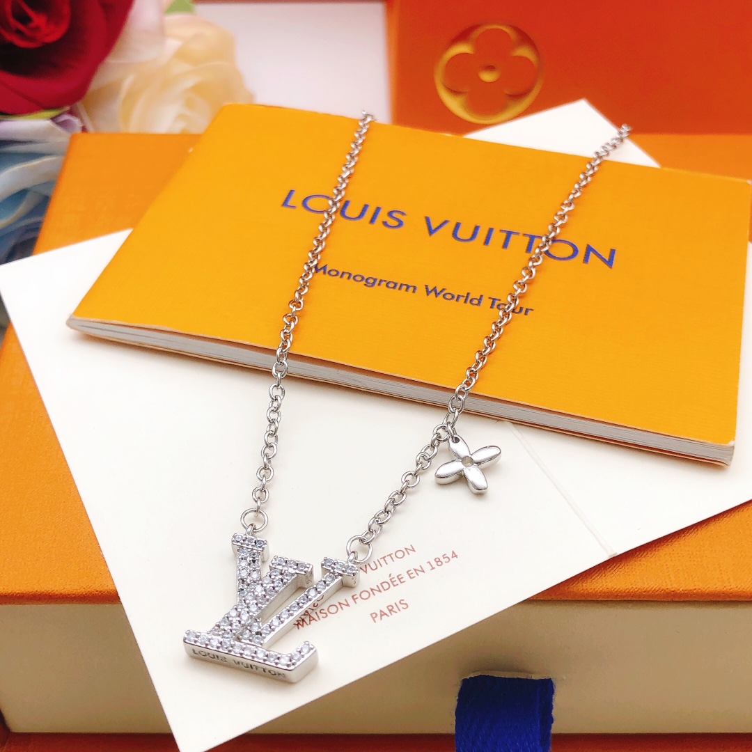 LV LXL0121