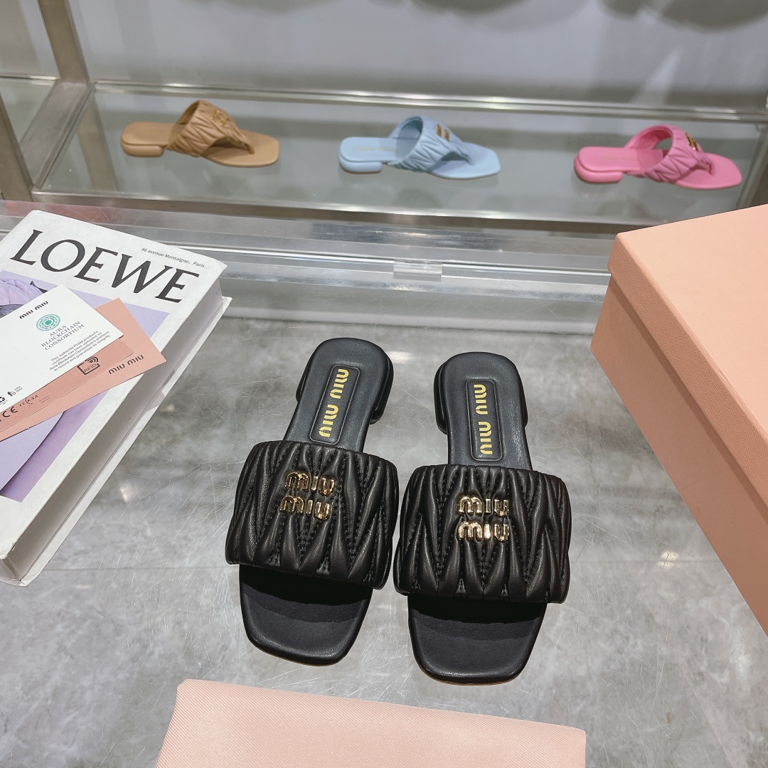 MiuMiu Slippers