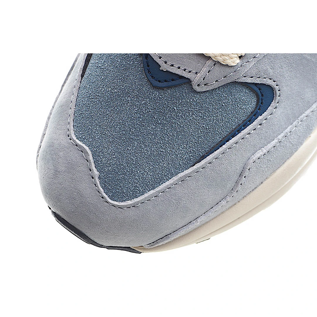 New Balance Casual Sneakers