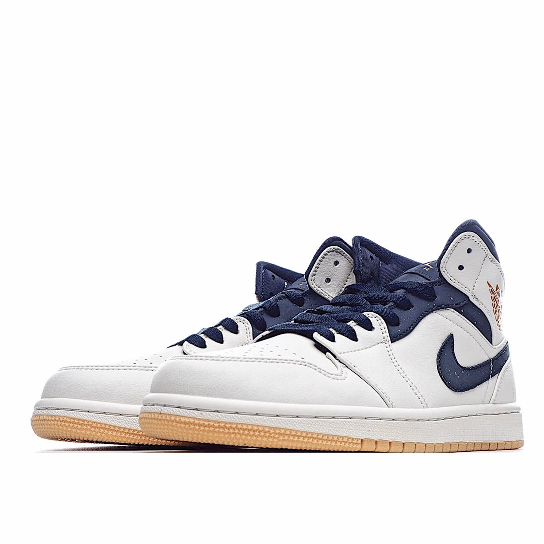 Air Jordan 1 Mid 'Jeter'