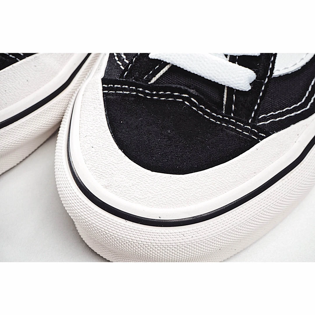 Vans Style 36 Classic Sneakers