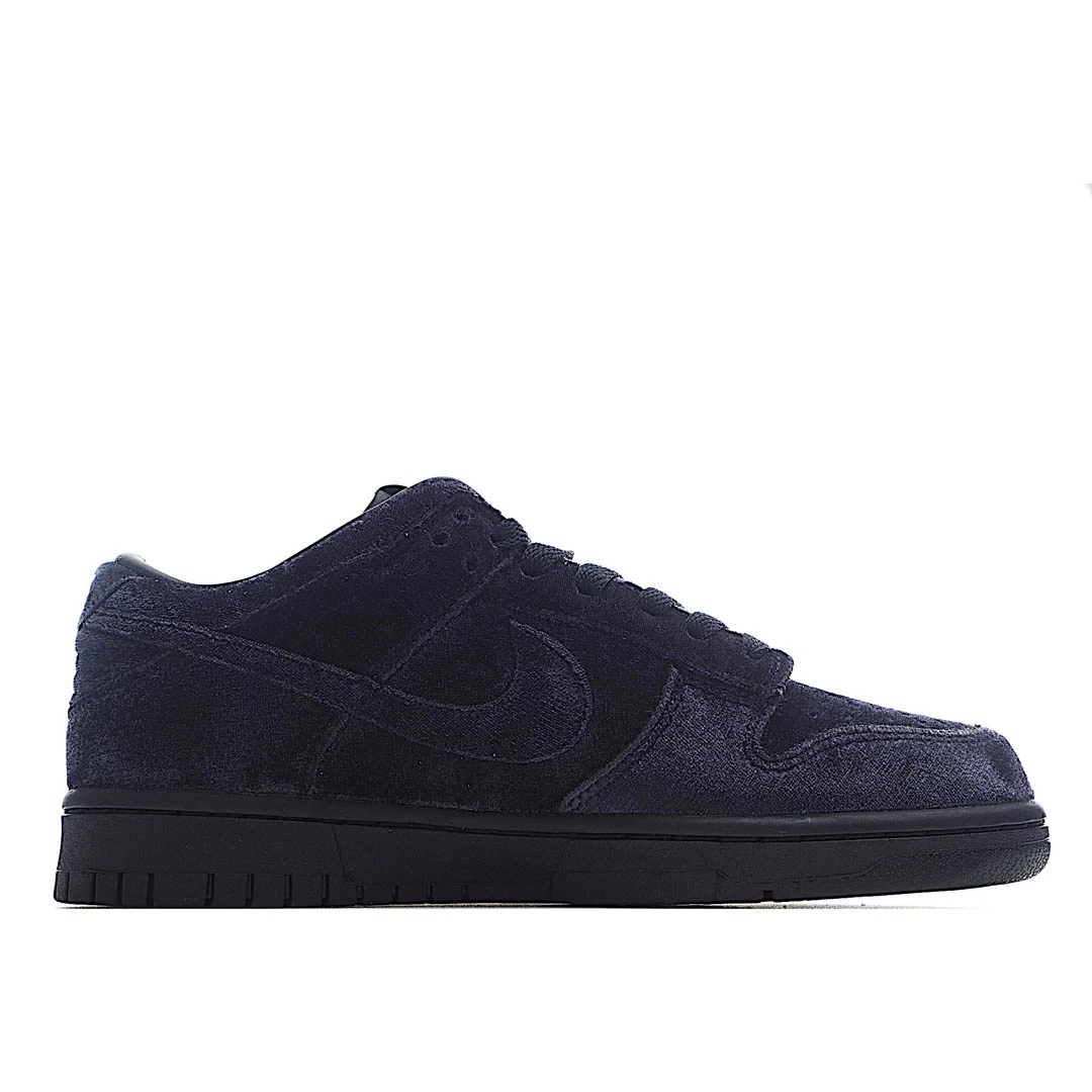 Dover Street Market x Nike Dunk Low&ldquo;Triple Black