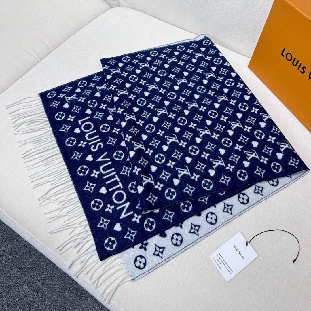 Louis Vuitton Scarves