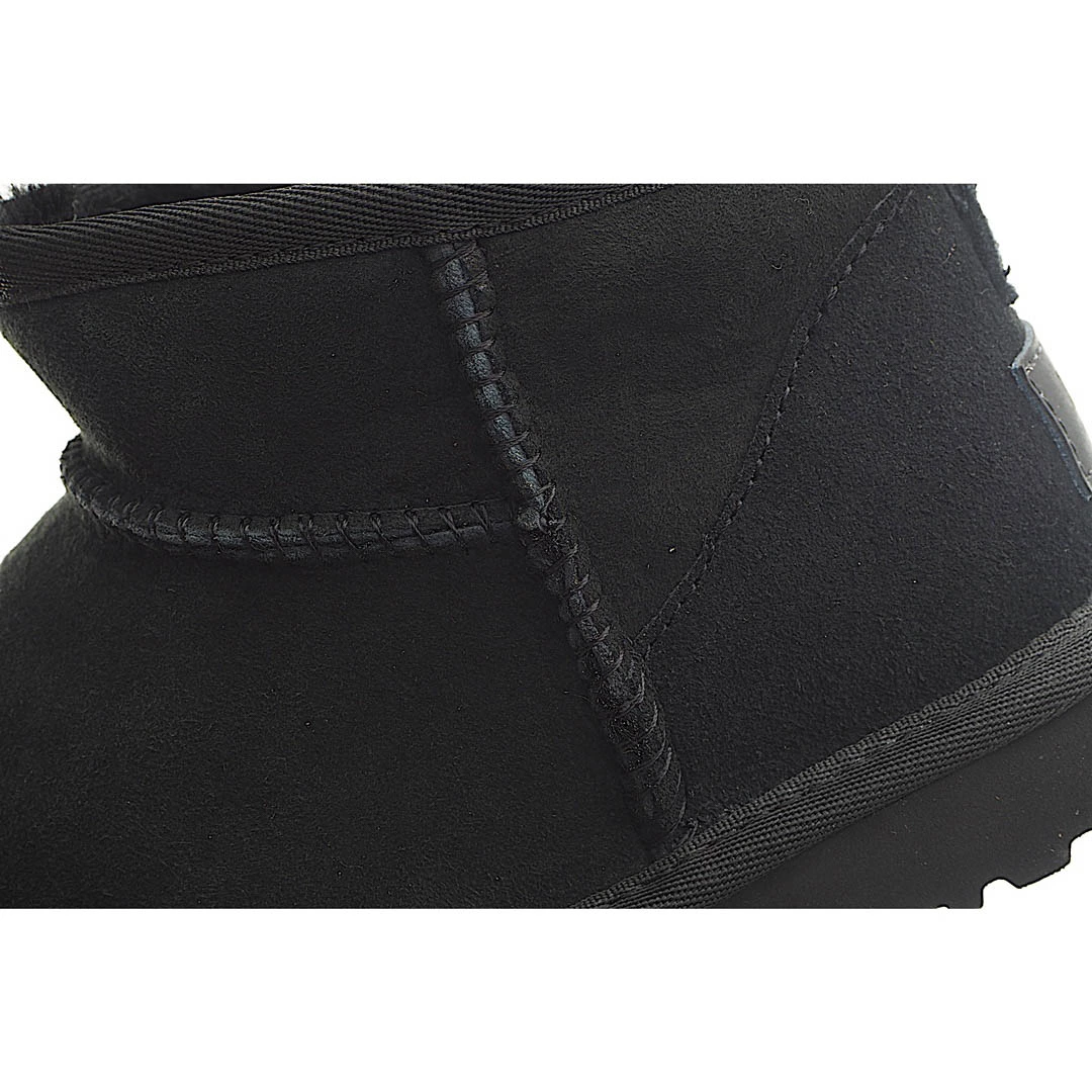 UGG Classic Mini series snow boots