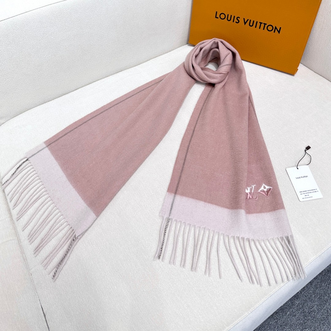 Louis Vuitton Scarves