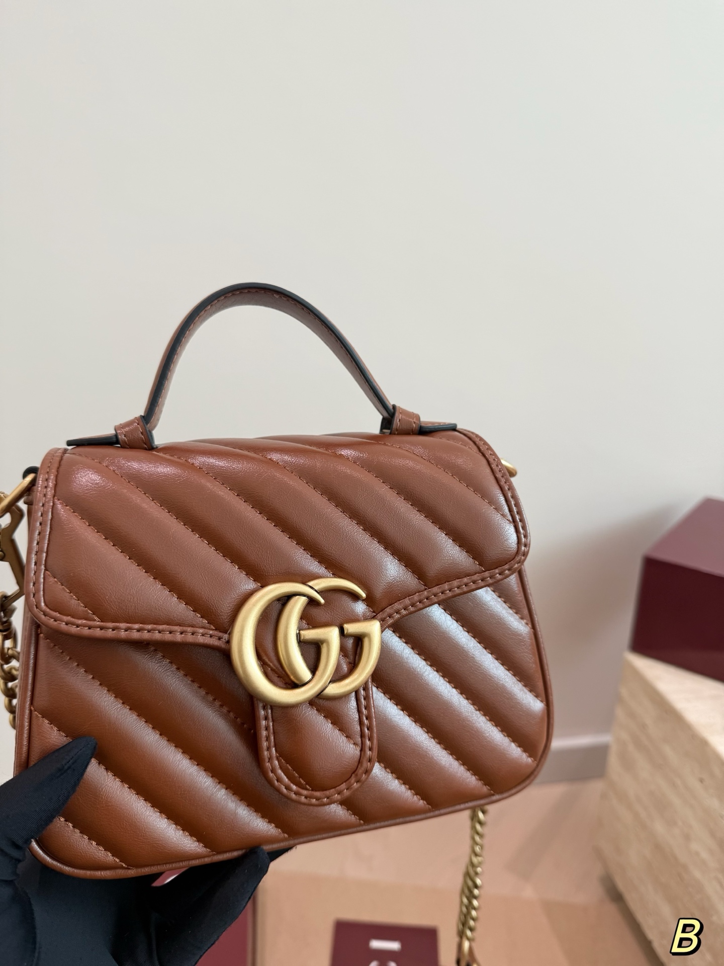 GG Marmont Messenger Bag