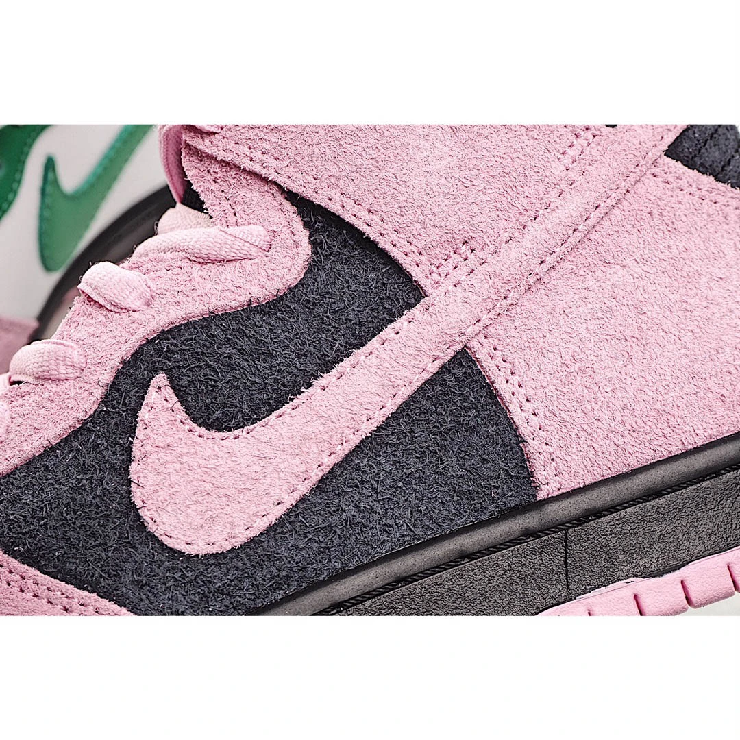 Nike SB Dunk High "Invert Celtics Black"