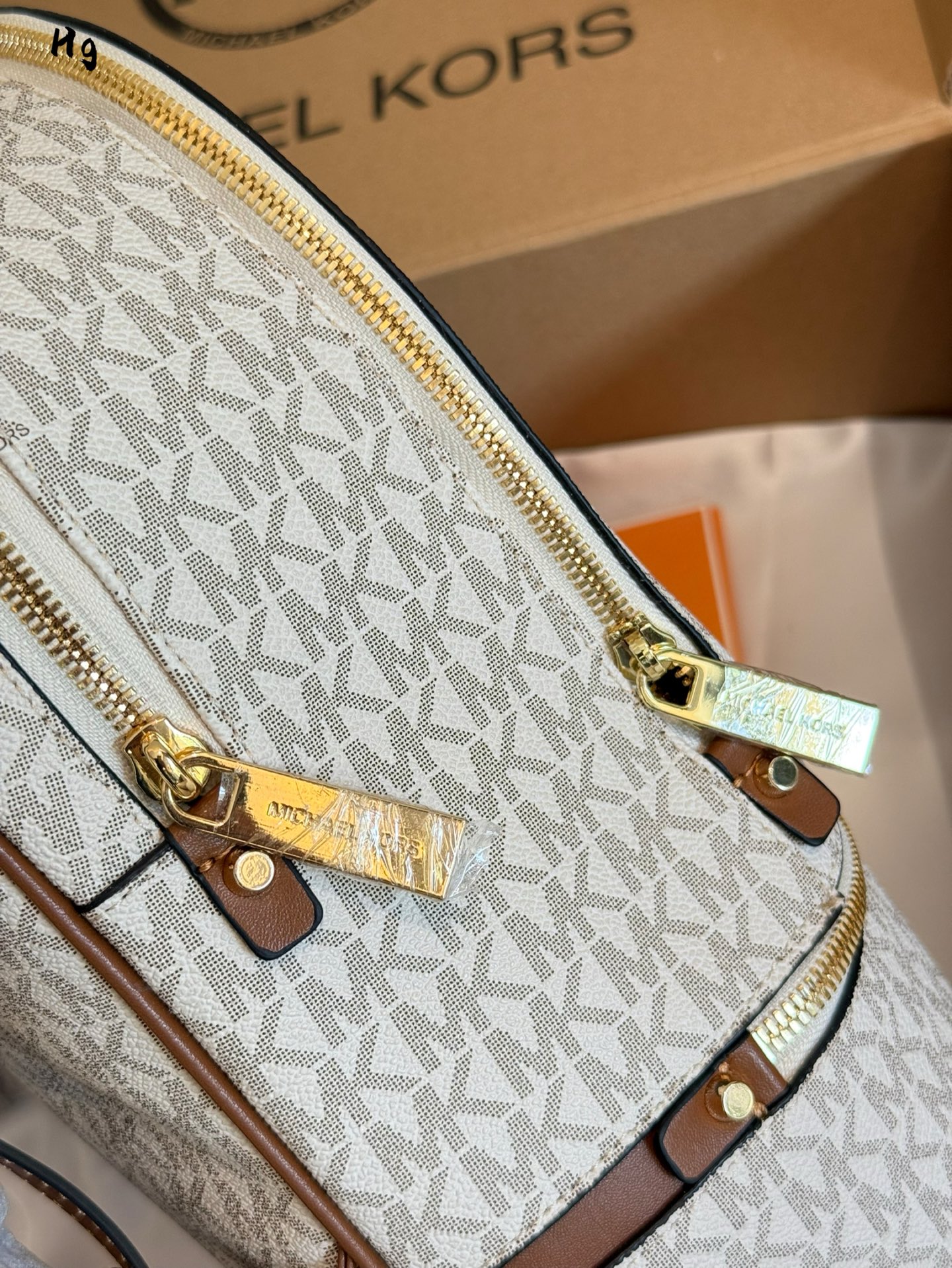 MICHAEL KORS RHEA ZIP Backpack Bag