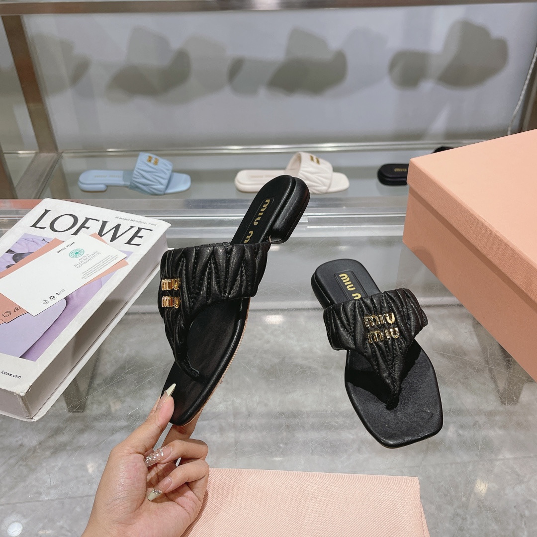 MiuMiu Slippers