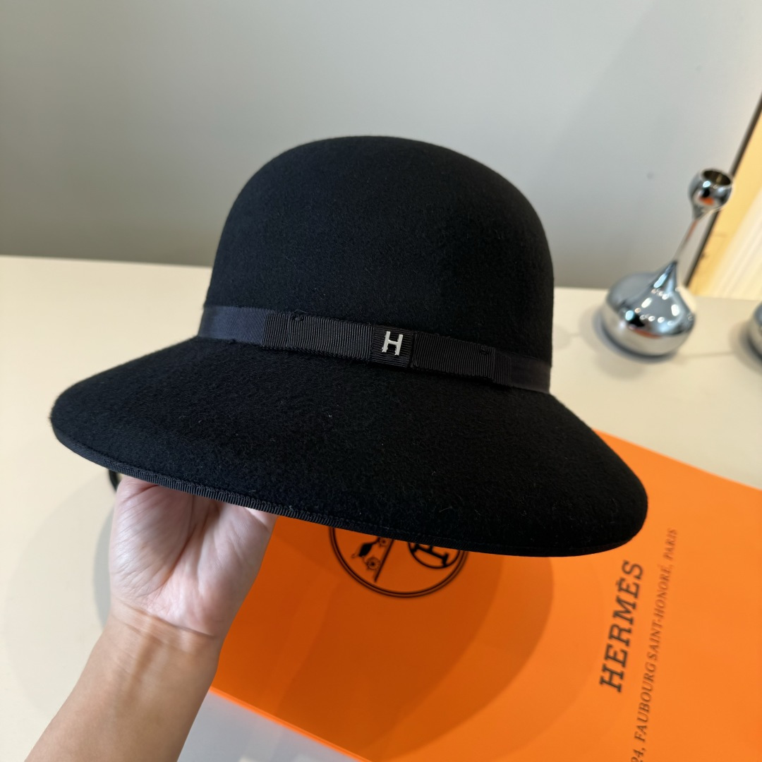 Hermes Bucket Hat