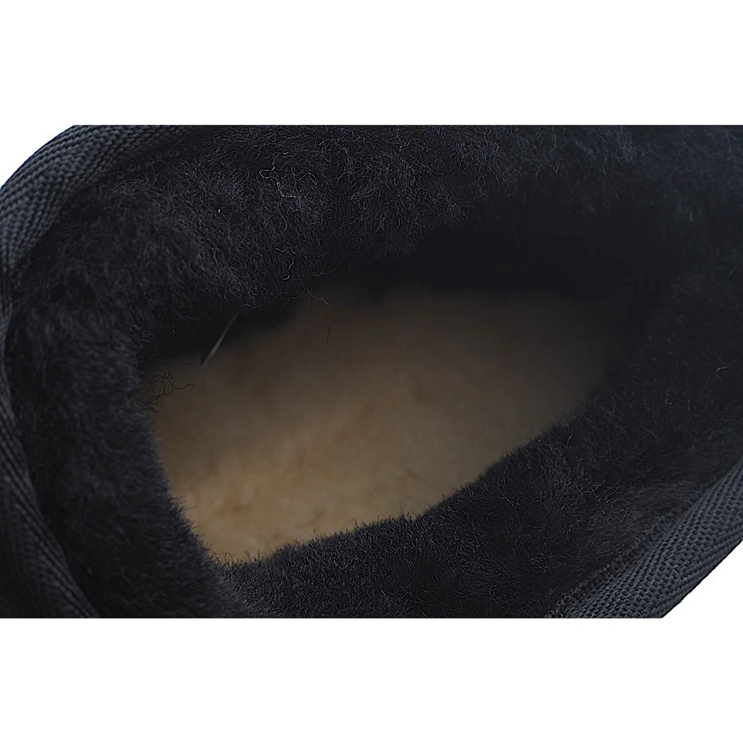 UGG Classic Mini series snow boots