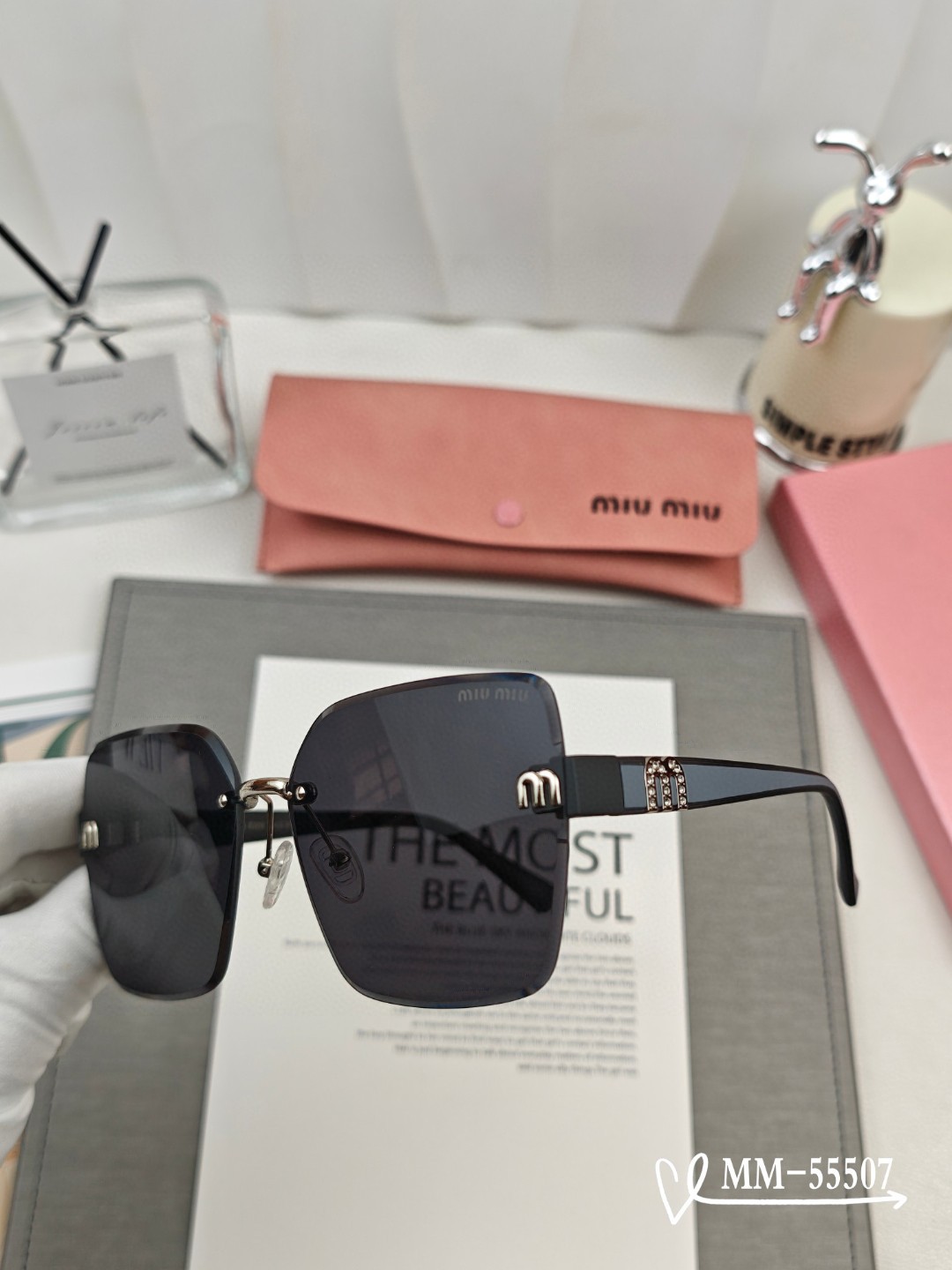Miumiu Sunglass