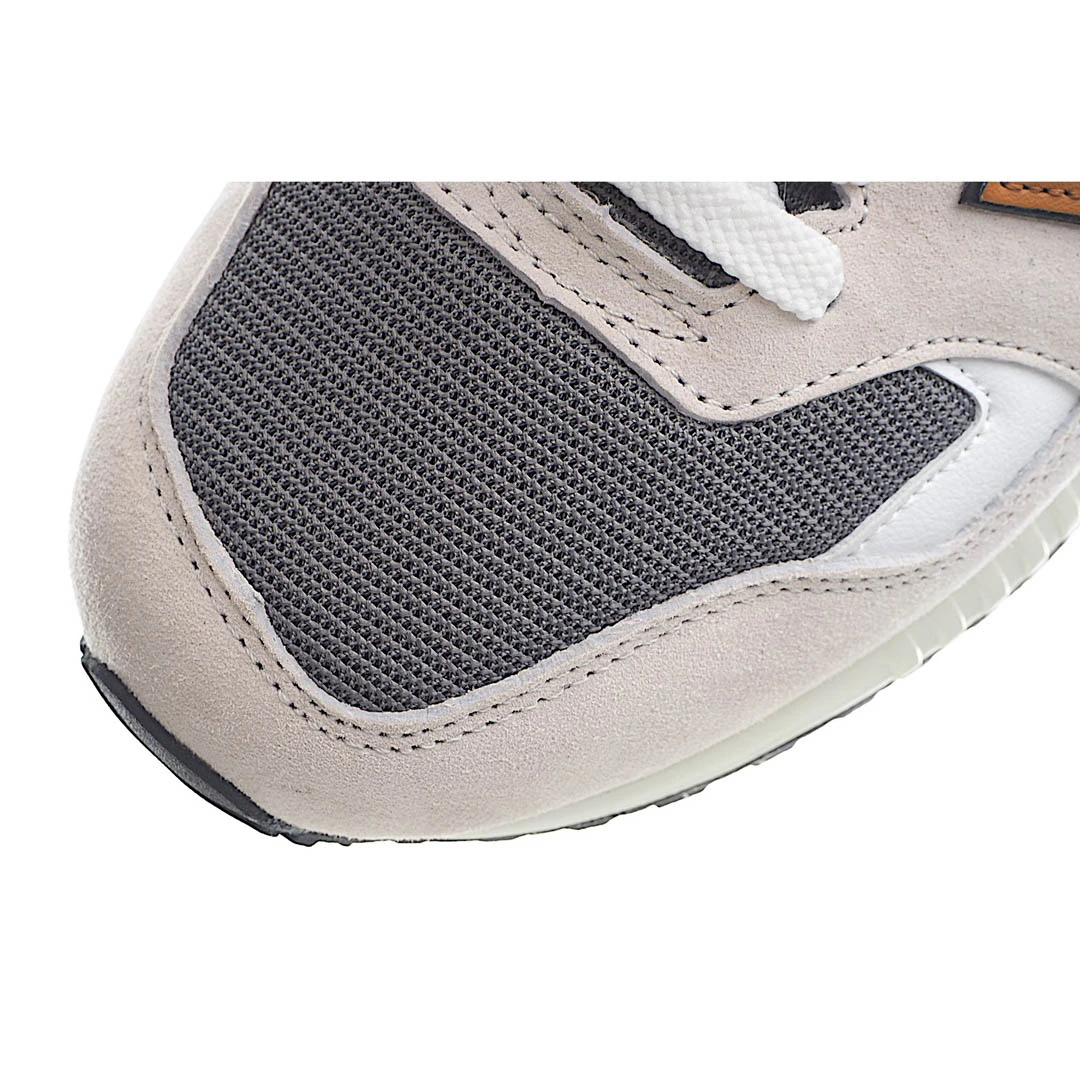 REVlite NB Daddy Sneakers Sneakers