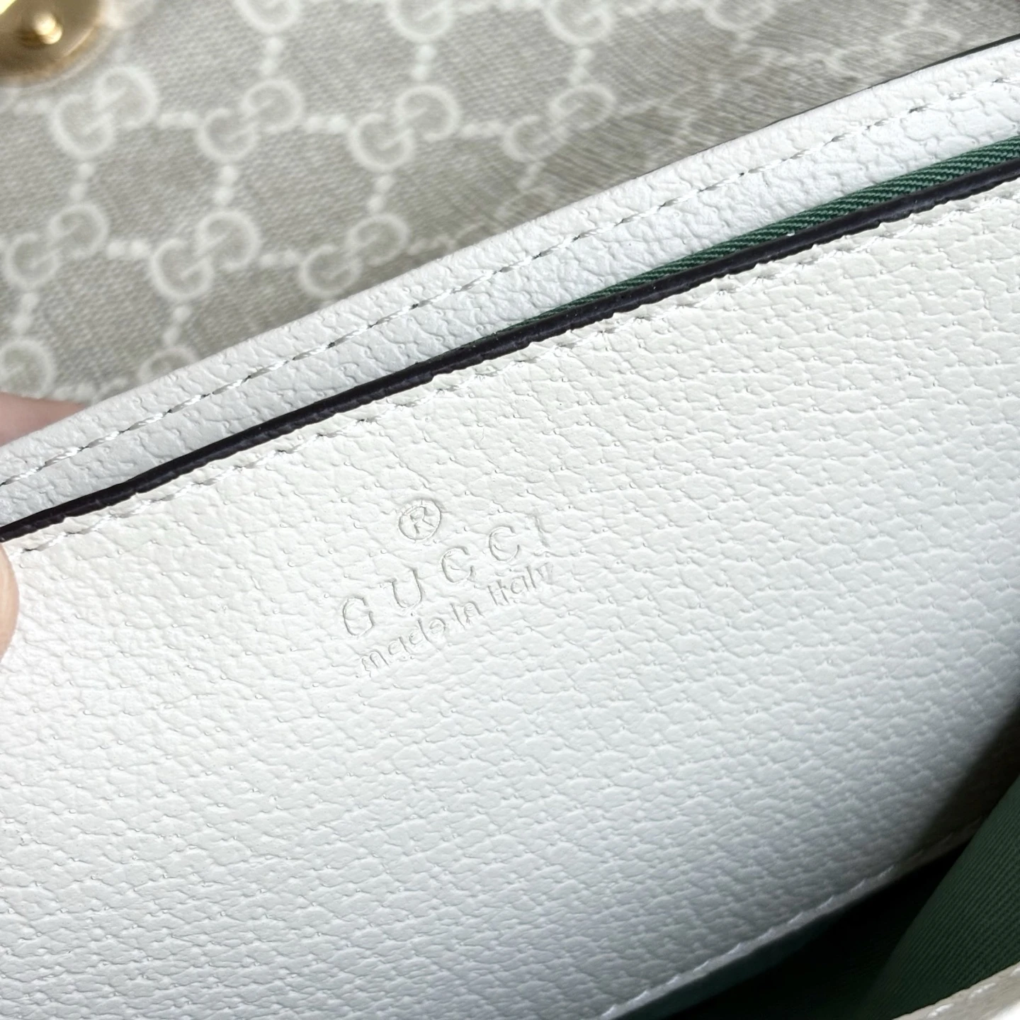 Gucci Ophidia Massenger Bag