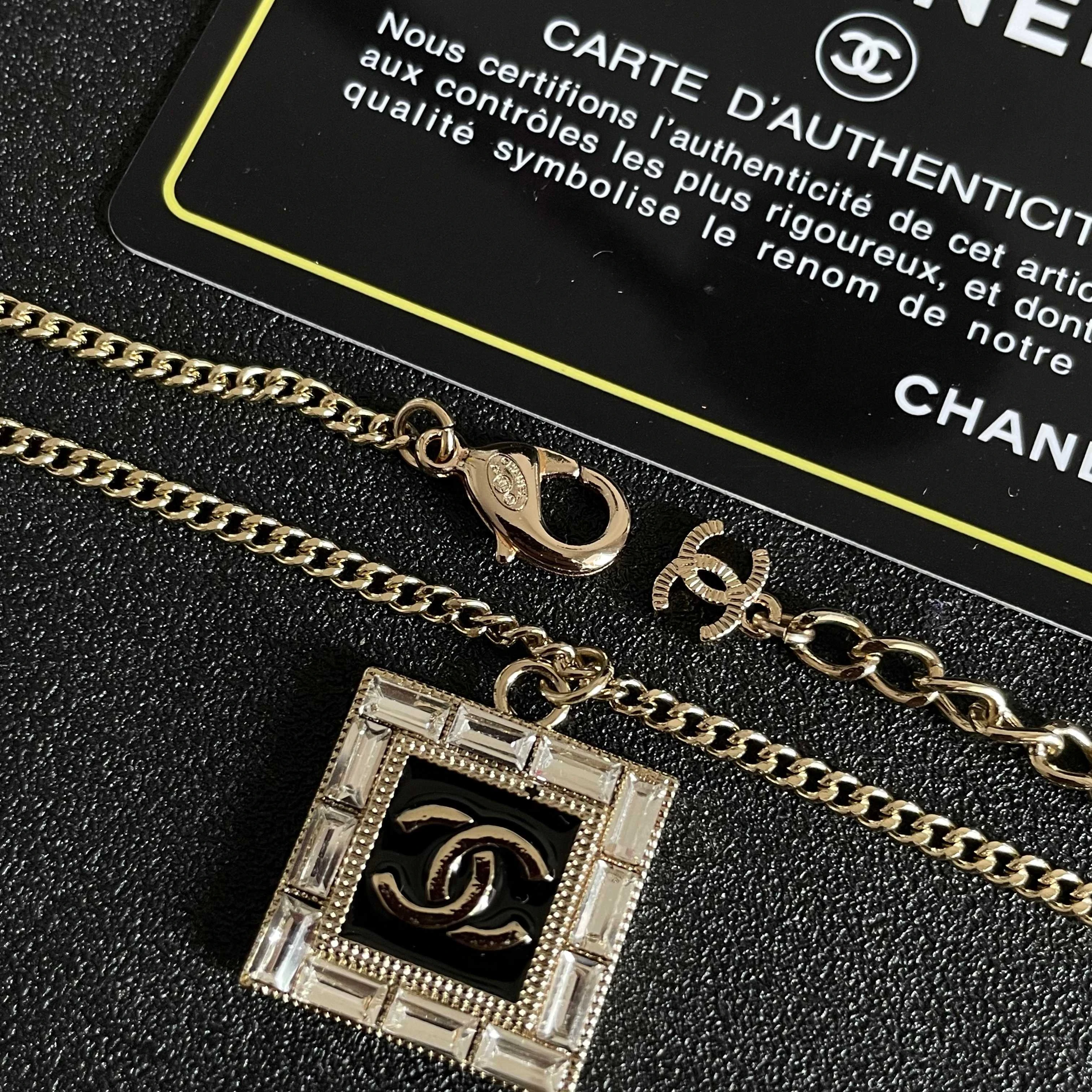 Chanel Earring