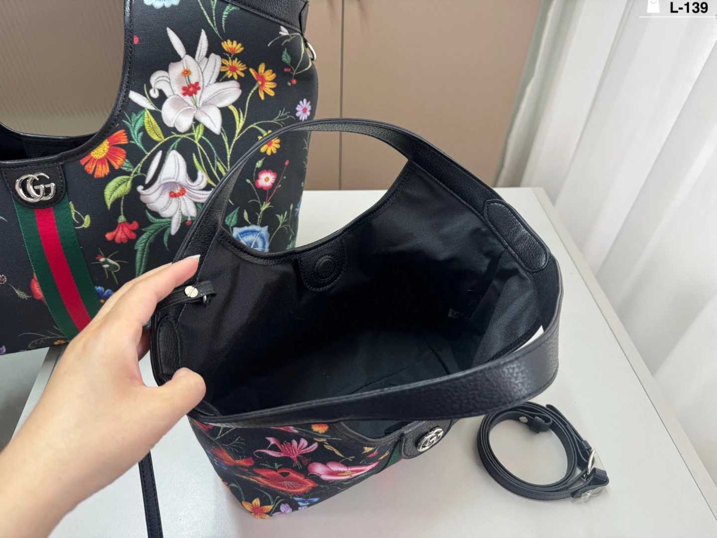 Gucci Giglio Tote Bag