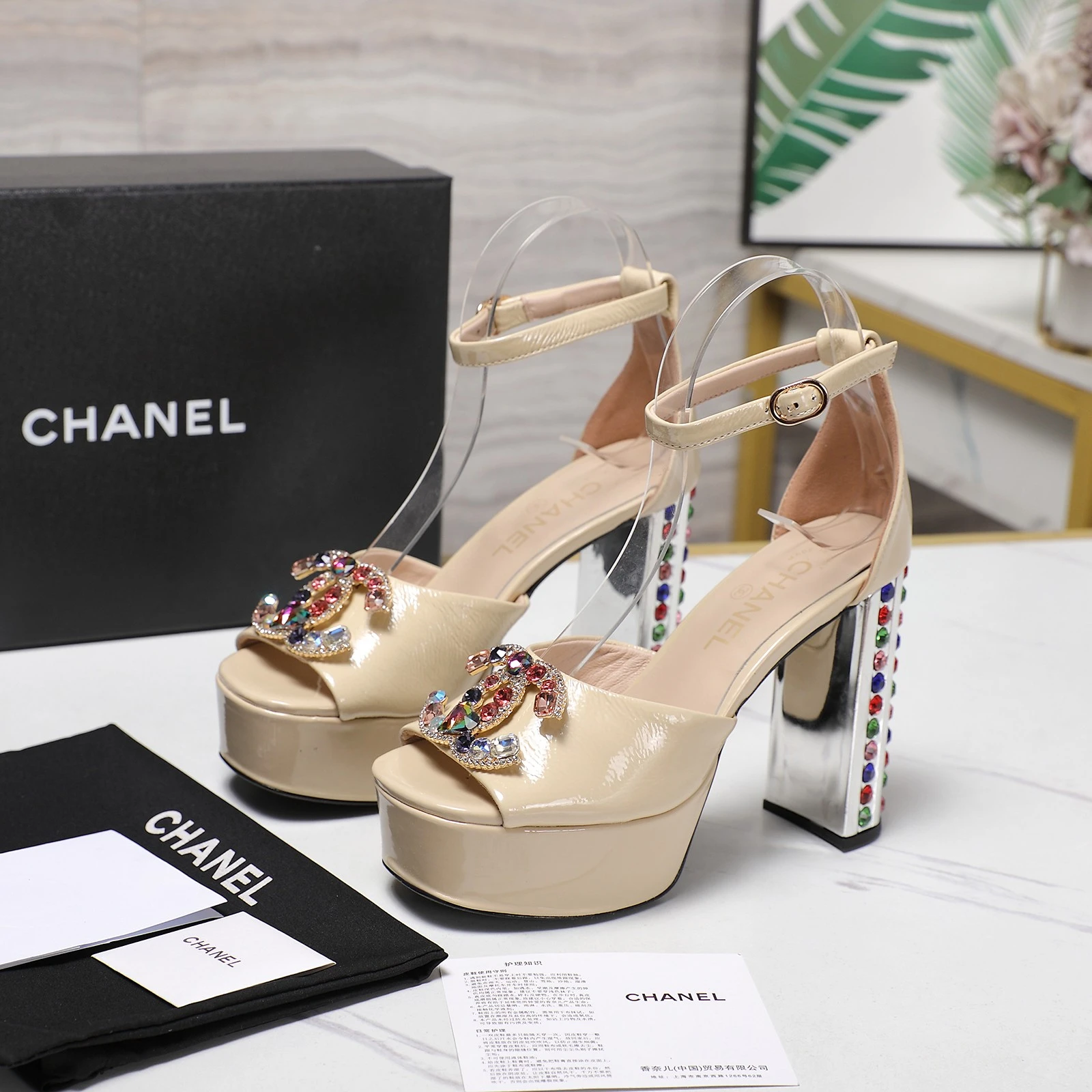 CHANEL Classic Diamond Heel+Double C Diamond Button Sandals