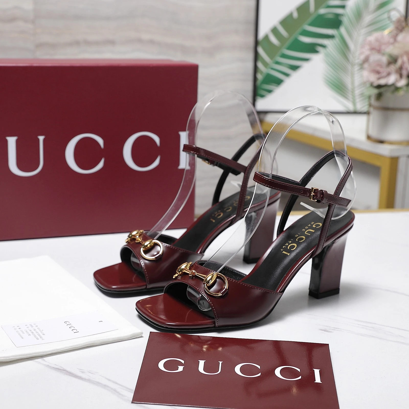 GUCCI New Spring Saddle-Strap Sandals