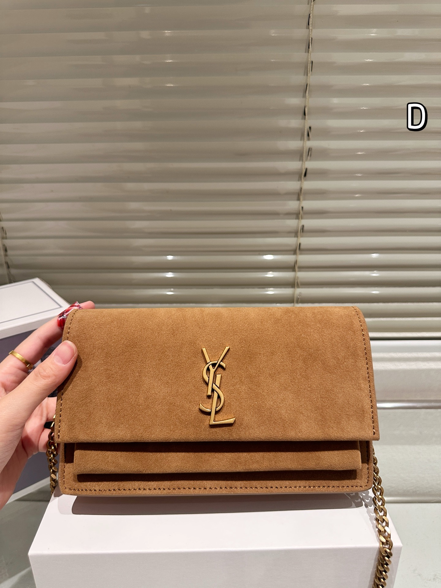 SAINT LAURENT NIKI CHAIN BAG
