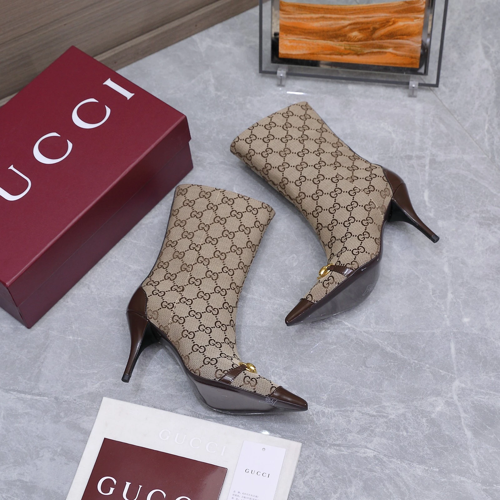 Gucci 26WF New Product Horsebit Pointed High-heeled Short Boots