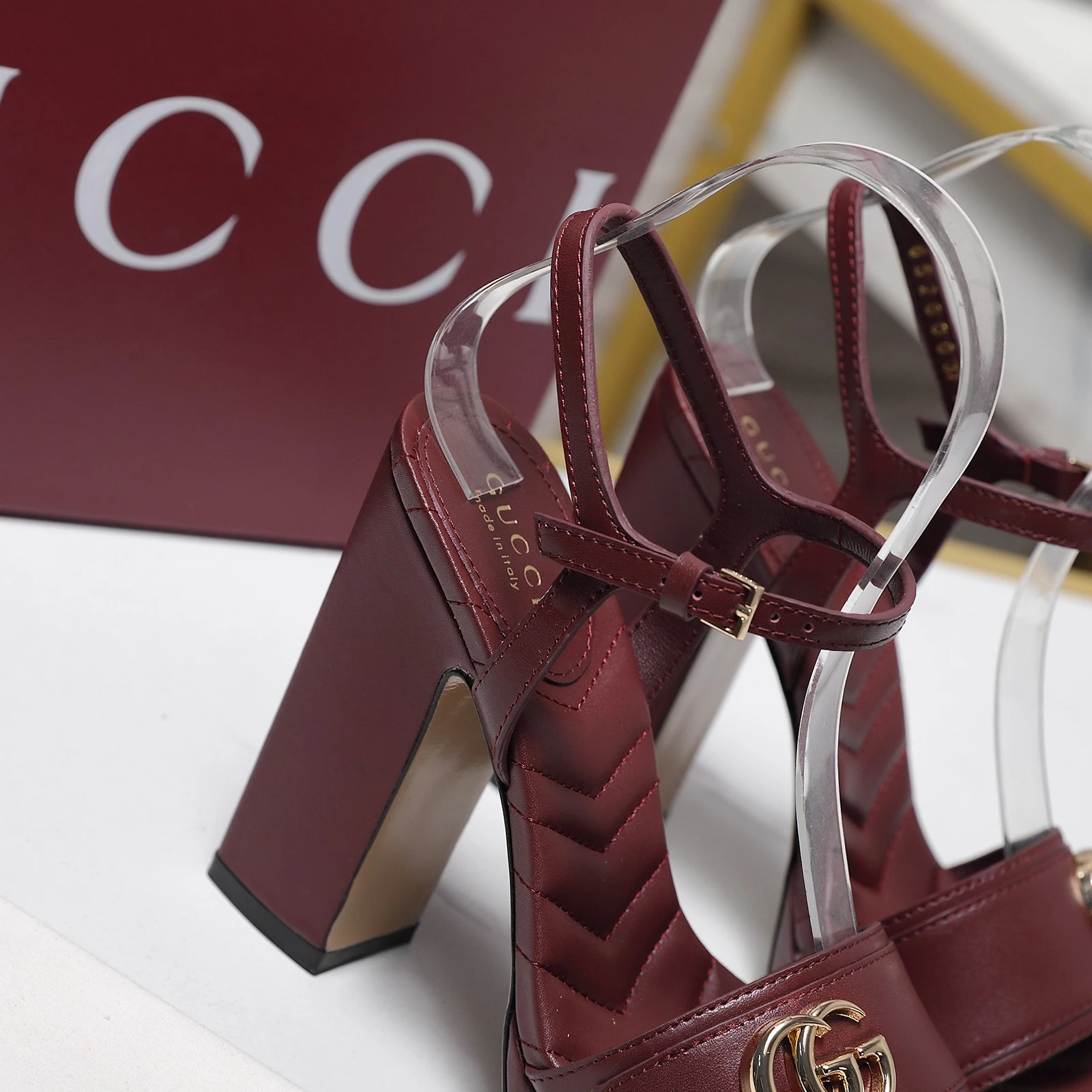 Gucci Spring 2026 New Waterproof Platform Roman Sandals
