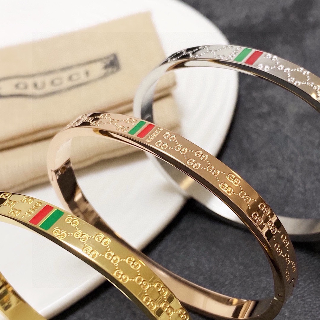 Gucci bracelet