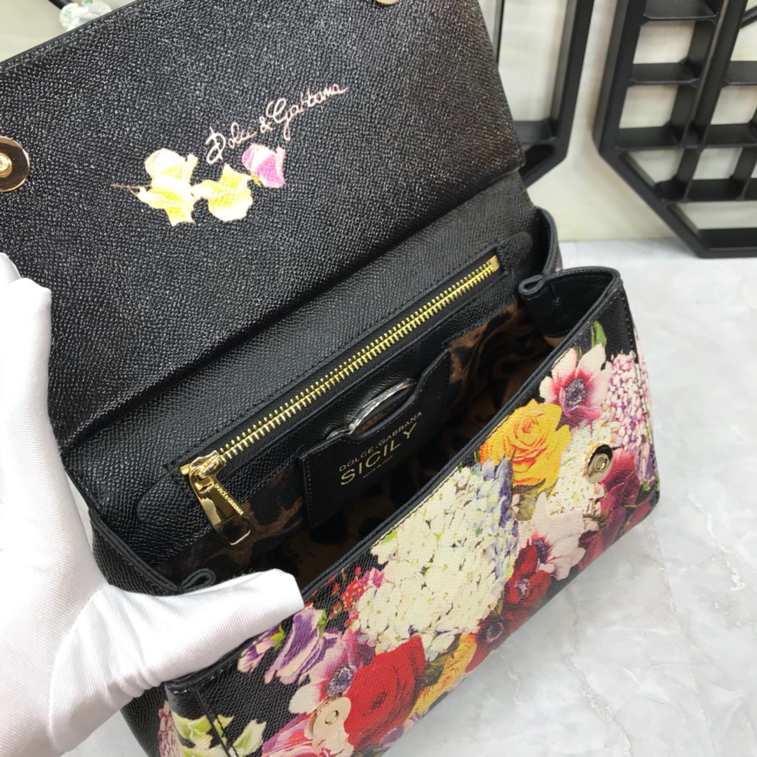 Dolce & Gabbana Sicily Handle Bag
