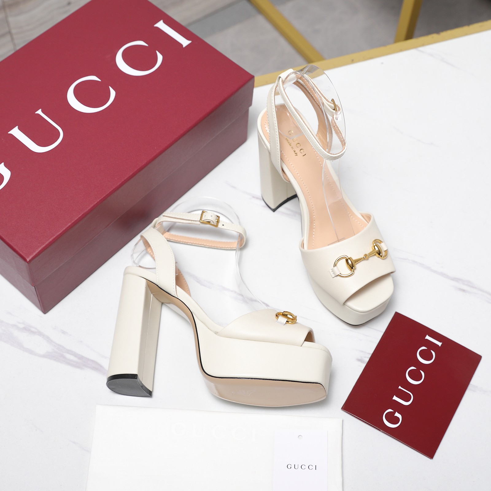 Gucci Round-toe platform high-heeled sandals