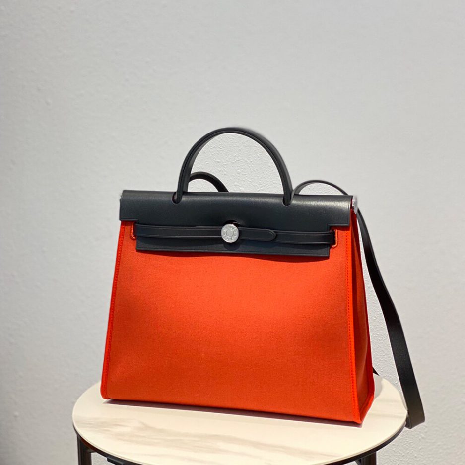 HERMES Herbag Zip 31 bag