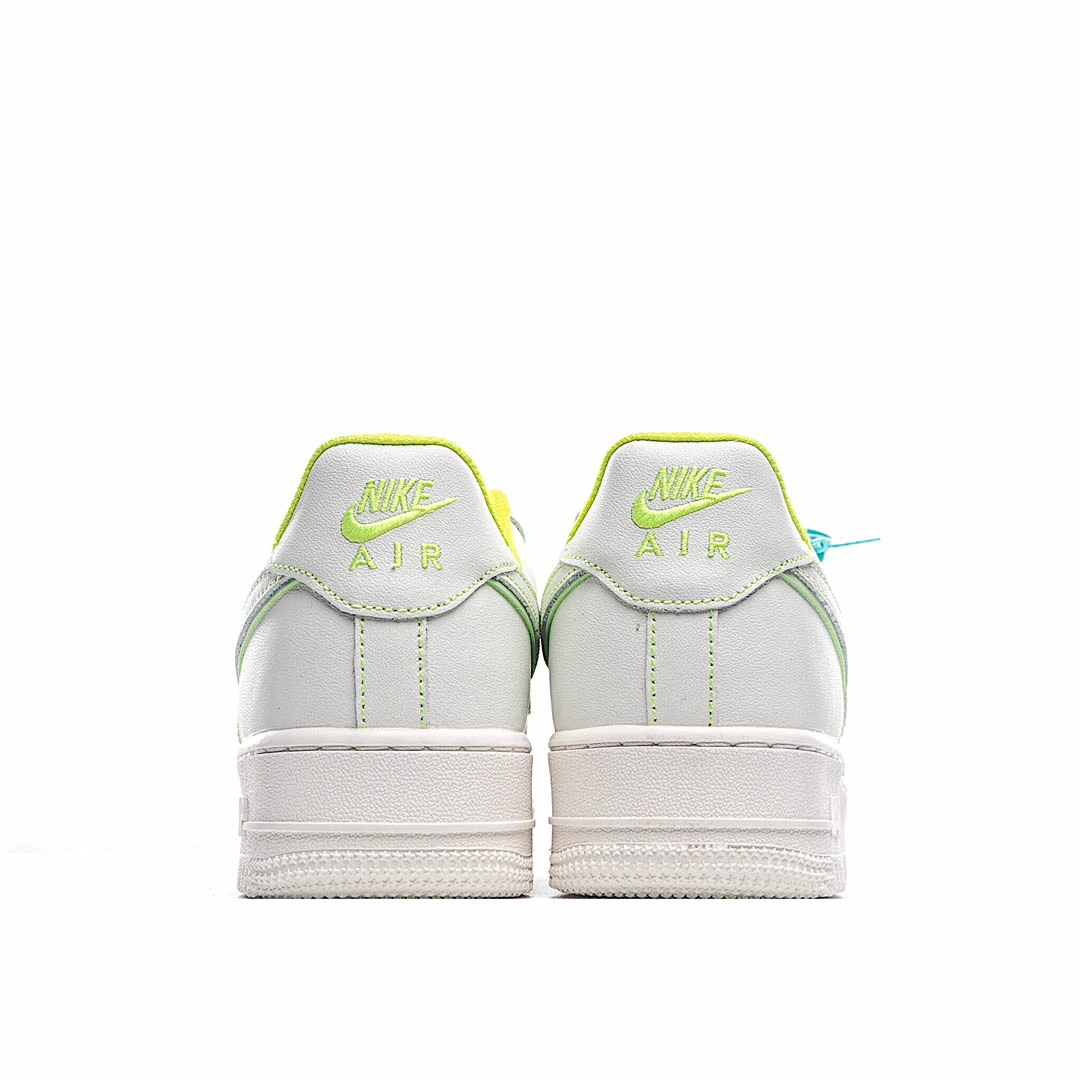 Nike Air Force 1 07 LowSail/Phantom Low Top Sneakers