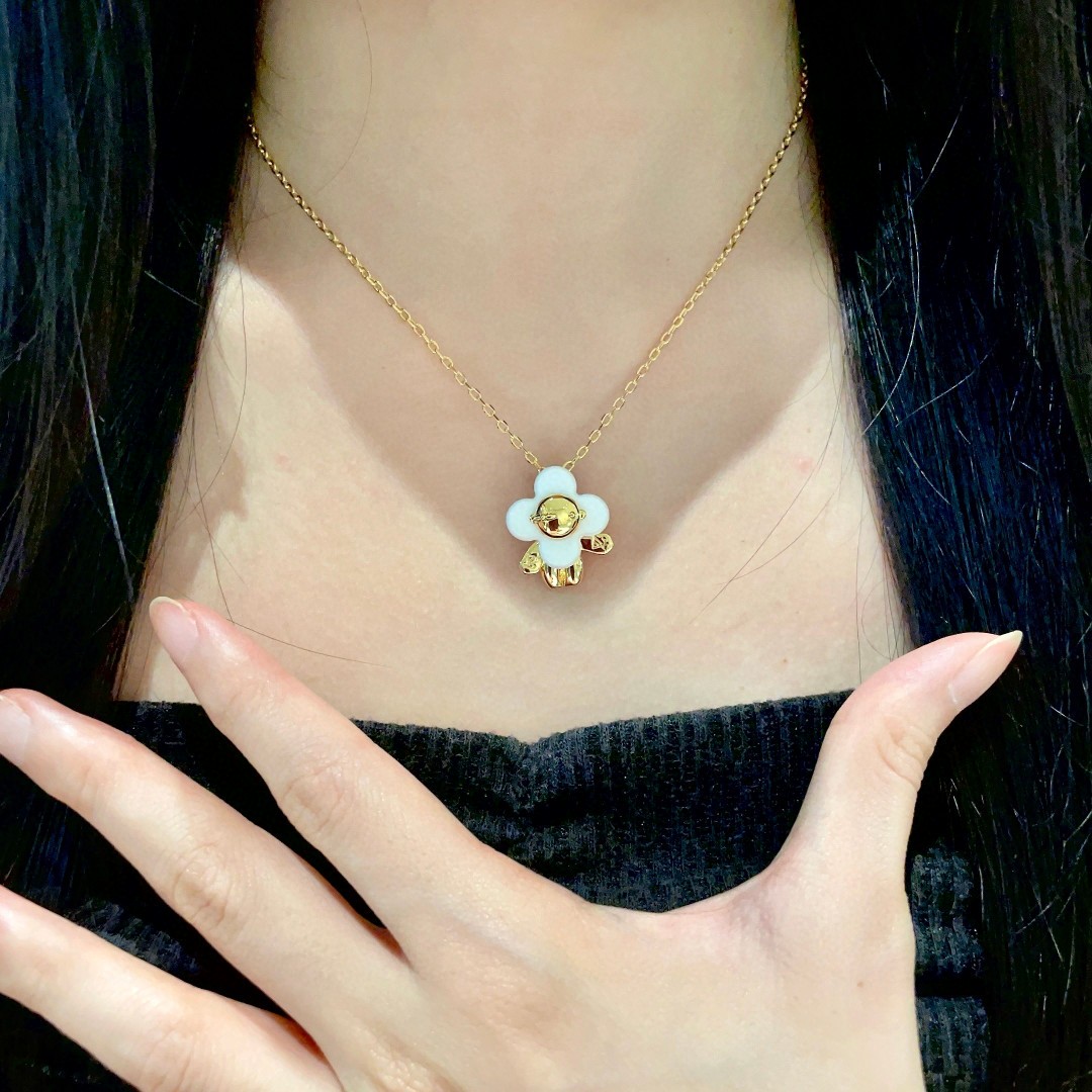 LV Necklace