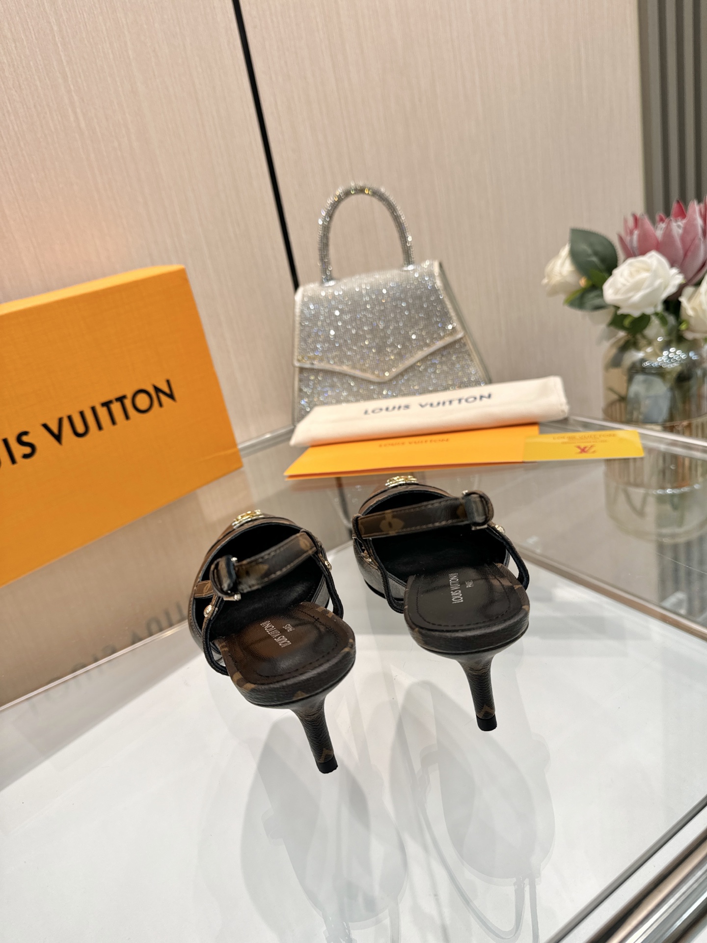 LV 2026 Early Spring Open-Back Shoes