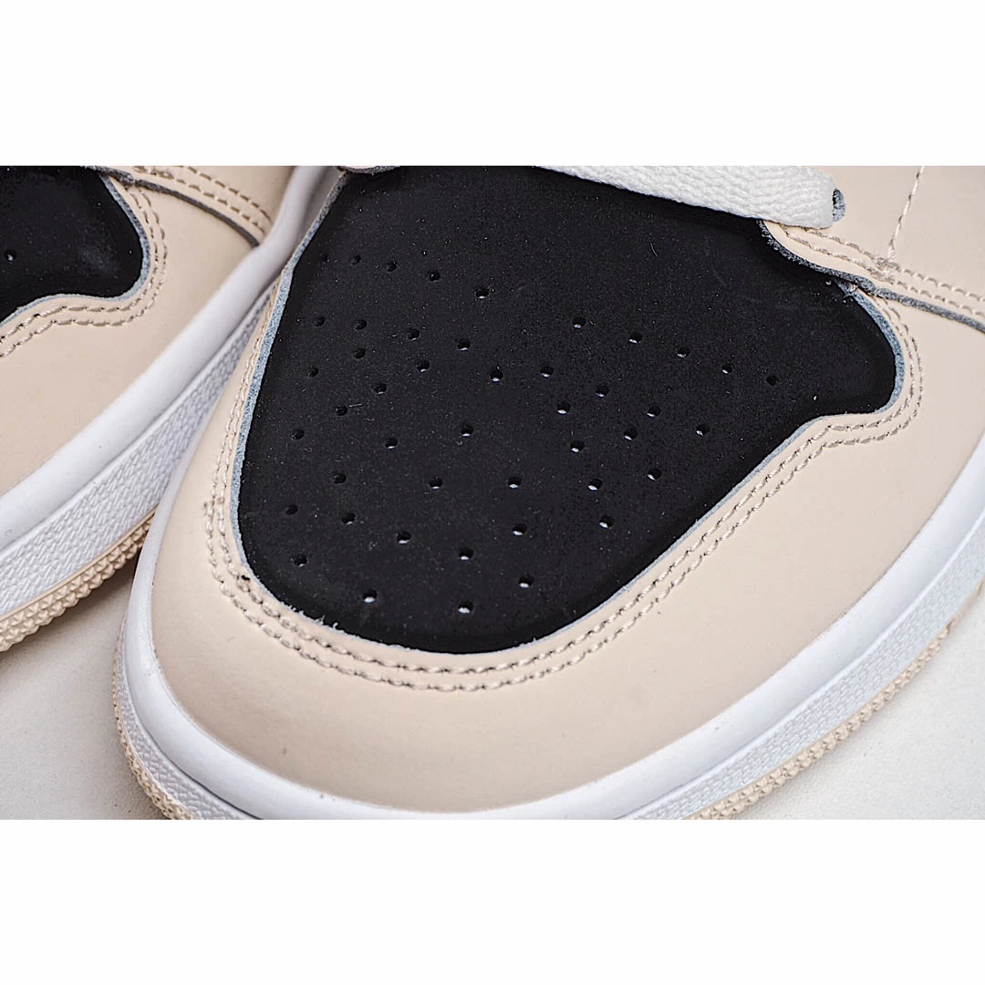 Wmns Air Jordan 1 Mid 'Barely Orange'